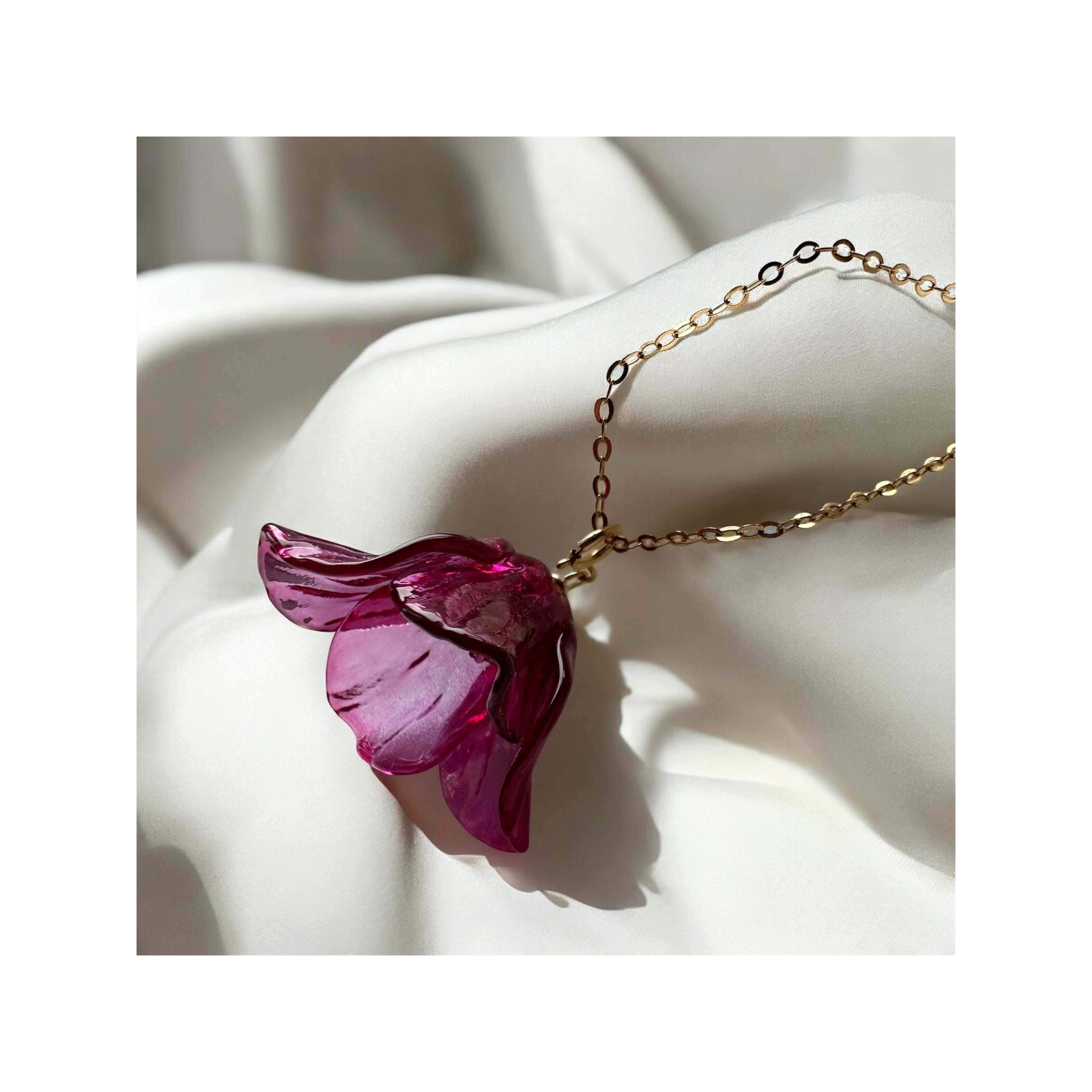 Bloom — Fuchsia Restraint