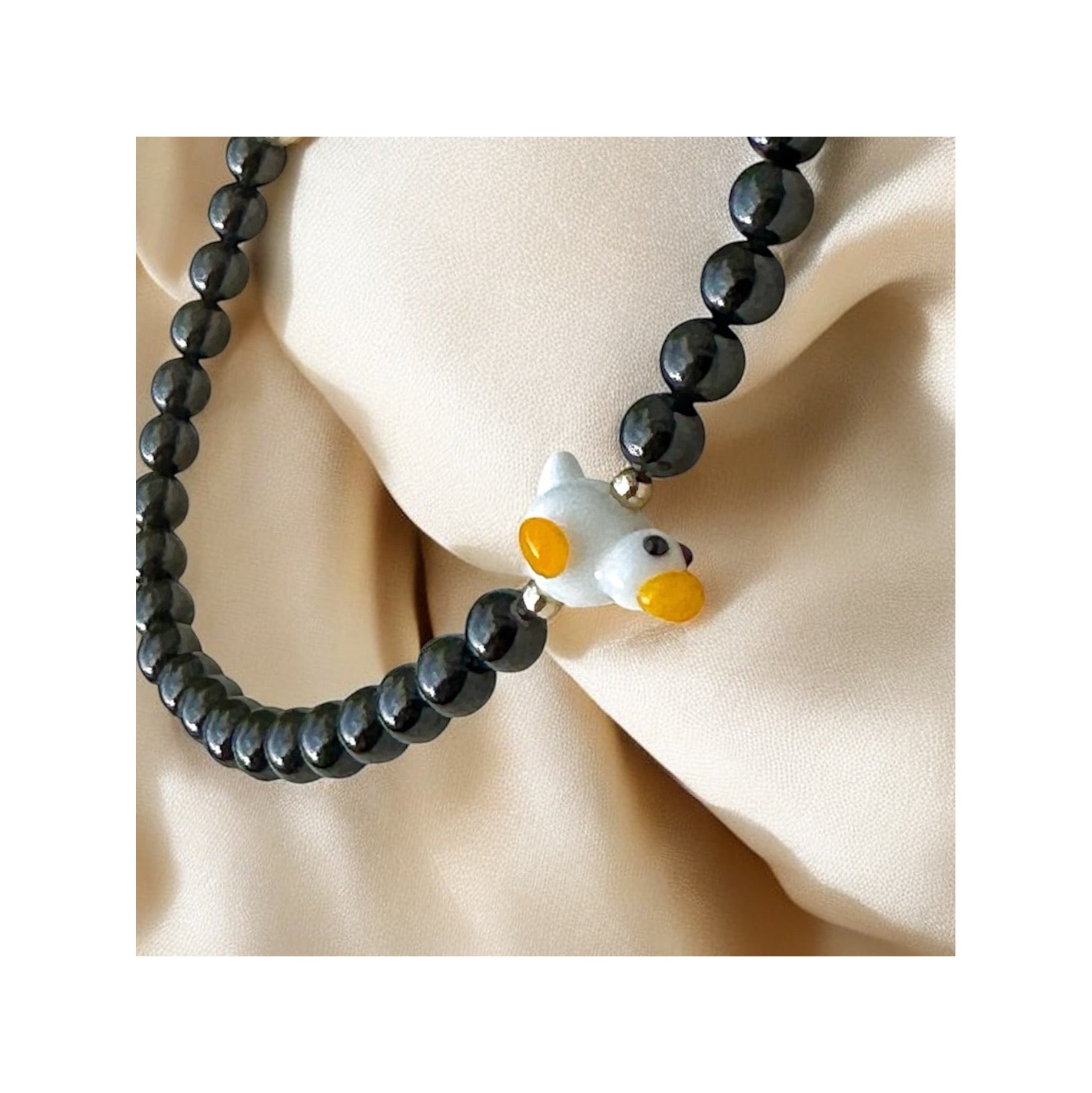 The Icon – Tiny Duck (White)