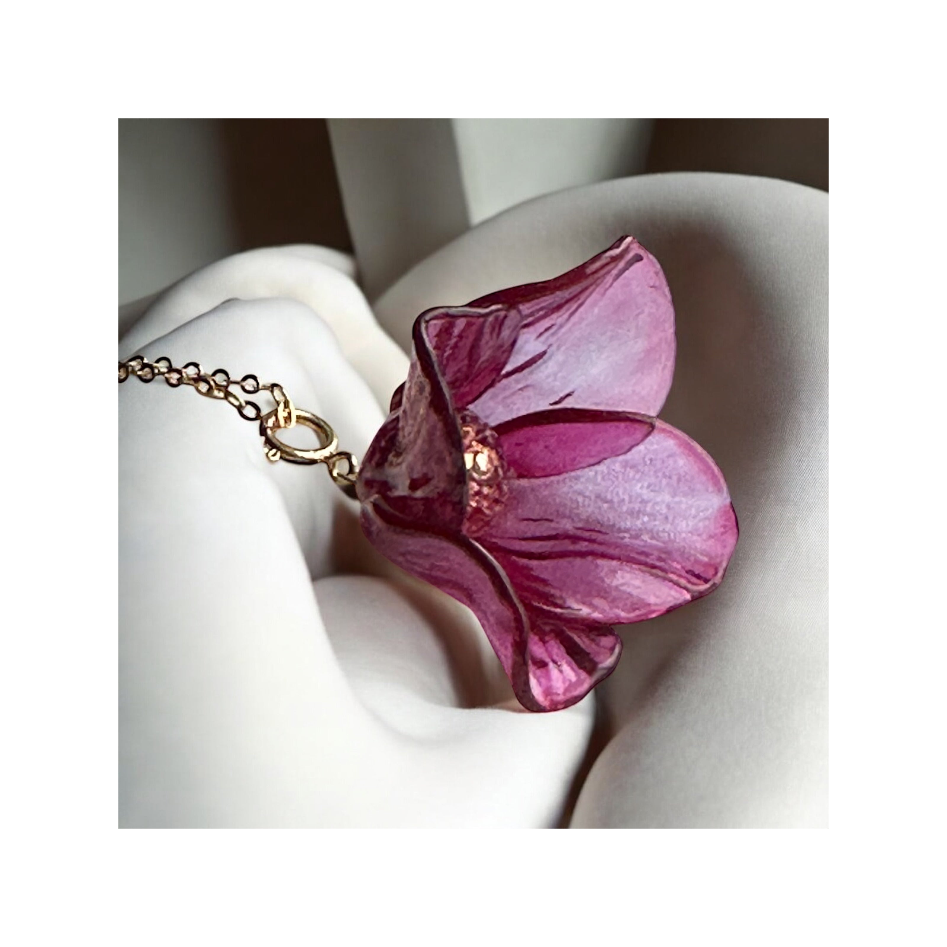 Bloom — Fuchsia Restraint