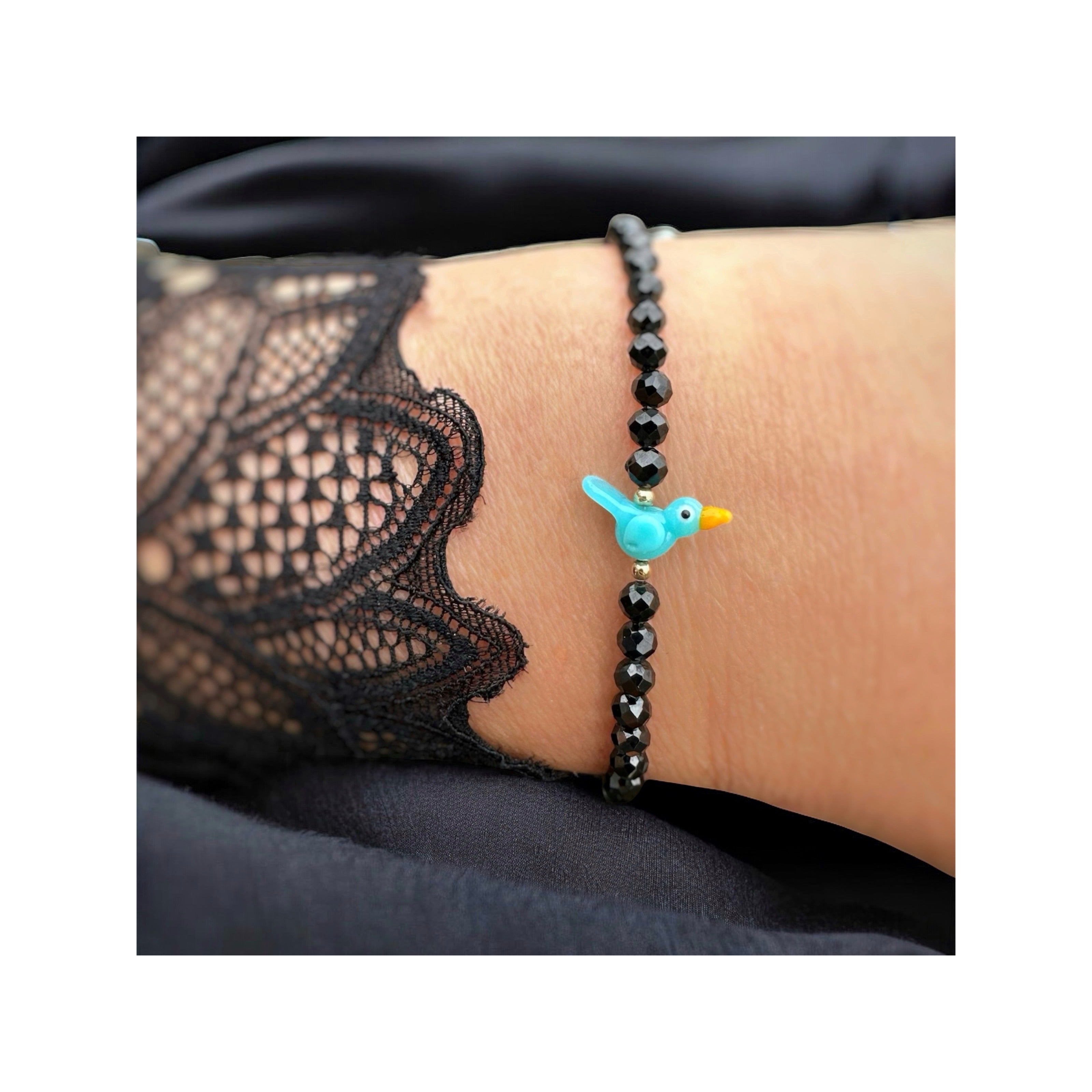 Aqua Sereno – Tiny Songbird of Still Waters