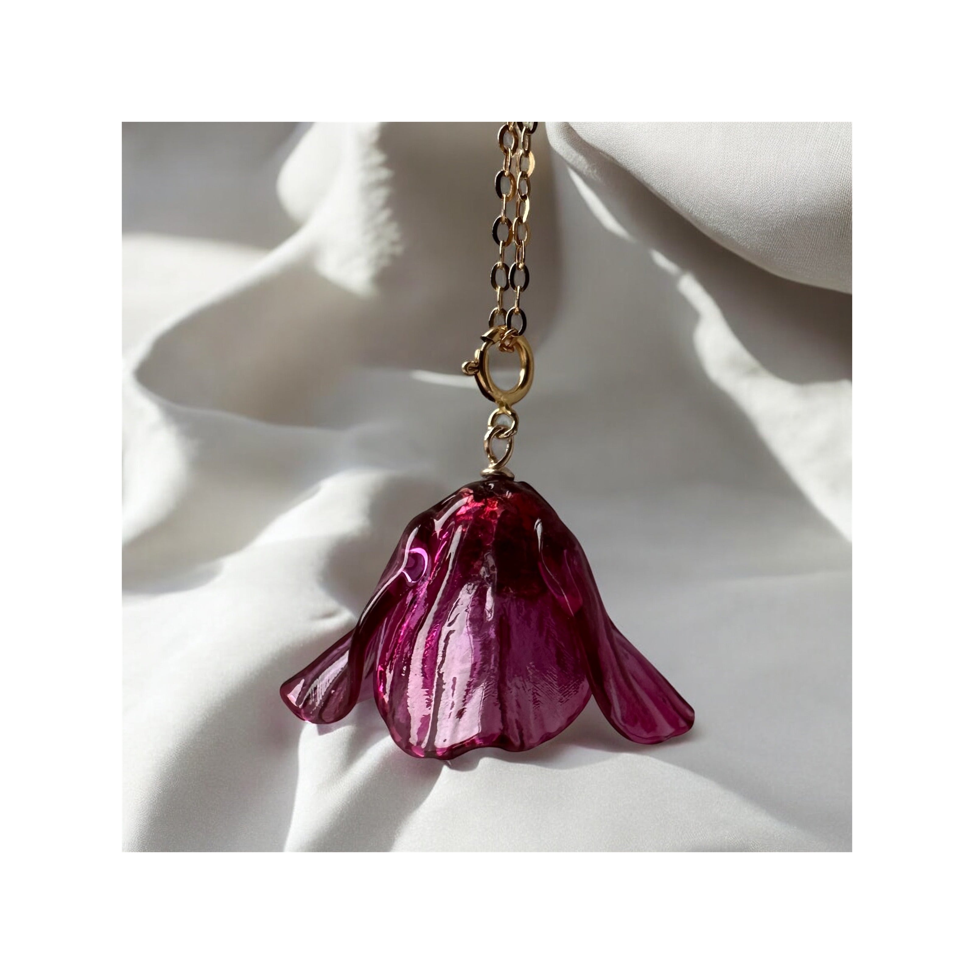 Bloom — Fuchsia Restraint